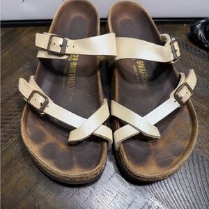 Birkenstock Beige  Women SZ 39/ US 8-8 1/2 Box11
